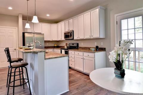228 Bethune Dr, Williamsburg, VA 23185 photo 6