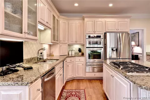 2908 Barrets Pointe Rd, Williamsburg, VA 23185 photo 18