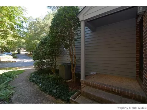 2 E Autumn, Williamsburg, VA 23188 photo 2