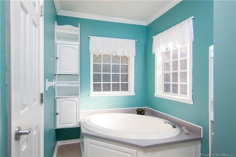 6865 Short Ln, Gloucester, VA 23061 photo 19