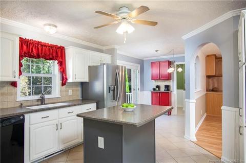 6865 Short Ln, Gloucester, VA 23061 photo 10