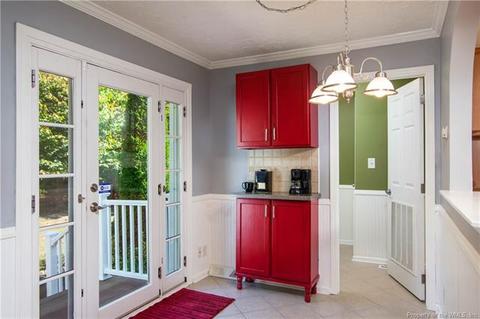 6865 Short Ln, Gloucester, VA 23061 photo 11
