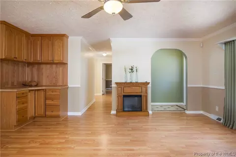 6865 Short Ln, Gloucester, VA 23061 photo 6