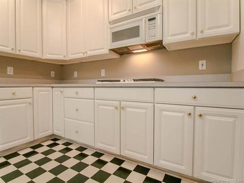 73 Buck Cir, Hampton, VA 23666 photo 11