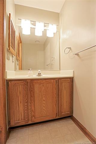 208 Upland Dr, Hampton, VA 23666 photo 23
