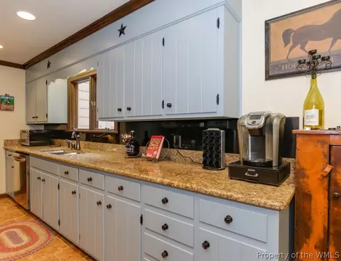 263 E Queens Dr, Williamsburg, VA 23185 photo 13