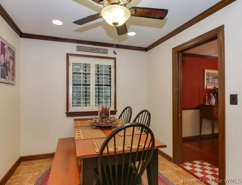 263 E Queens Dr, Williamsburg, VA 23185 photo 10