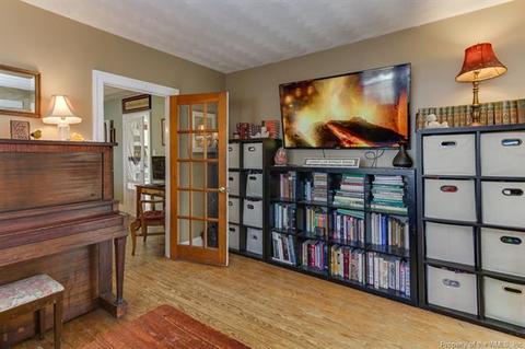 9557 Robins Neck Rd, Gloucester, VA 23061 photo 6