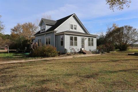 9557 Robins Neck Rd, Gloucester, VA 23061 photo 2