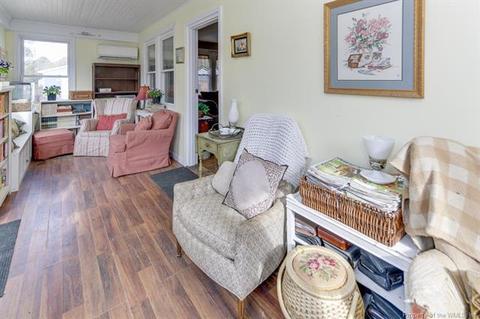 9557 Robins Neck Rd, Gloucester, VA 23061 photo 4