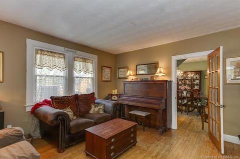 9557 Robins Neck Rd, Gloucester, VA 23061 photo 5