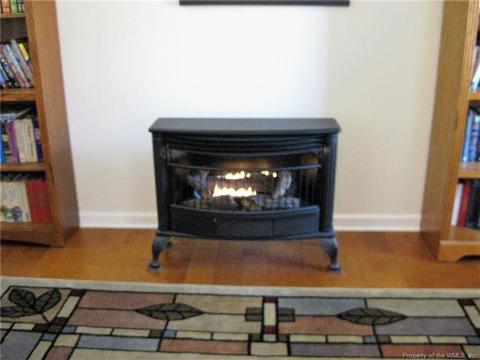 4950 Chestnut Fork Rd, Gloucester, VA 23061 photo 4