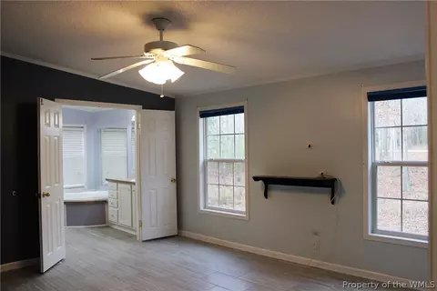 10066 New Hope Ct, Gloucester, VA 23061 photo 21