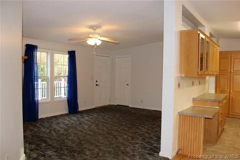 10066 New Hope Ct, Gloucester, VA 23061 photo 4