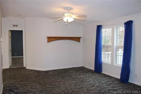10066 New Hope Ct, Gloucester, VA 23061 photo 2