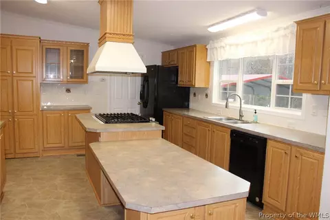 10066 New Hope Ct, Gloucester, VA 23061 photo 11