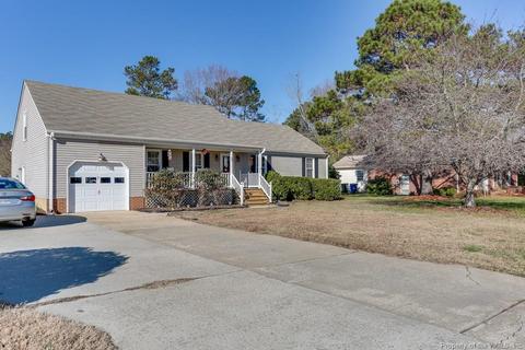 107 Moone Dr, Smithfield, VA 23430 photo 3