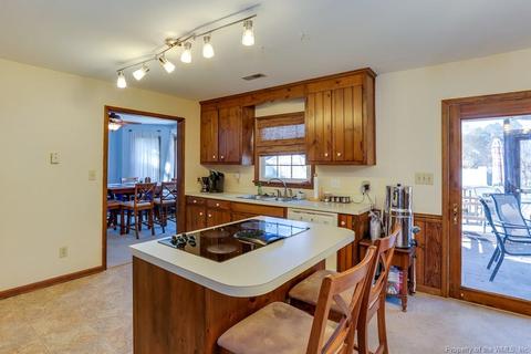 107 Moone Dr, Smithfield, VA 23430 photo 13