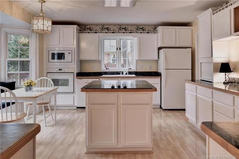 3 Hampton Ky, Williamsburg, VA 23185 photo 5