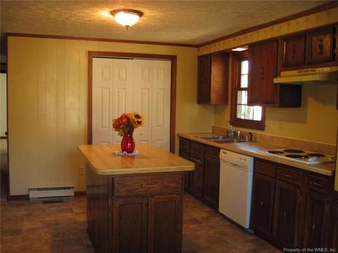 6514 Ware Rd, Quinton, VA 23141 photo 9