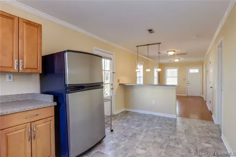 501 N First St, Hampton, VA 23664 photo 10