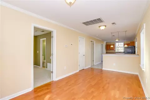 501 N First St, Hampton, VA 23664 photo 4