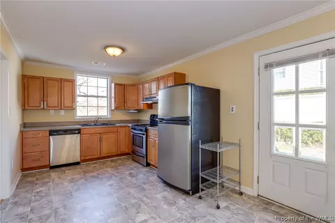 501 N First St, Hampton, VA 23664 photo 9
