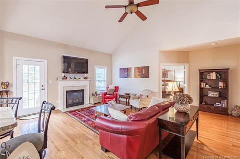 296 Patricks Xing, Williamsburg, VA 23185 photo 12