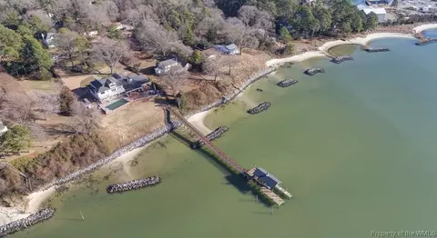 1414 Mercer Rd, Gloucester Point, VA 23062 photo 36