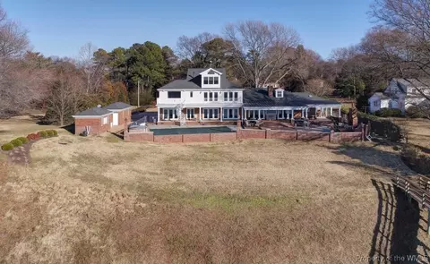 1414 Mercer Rd, Gloucester Point, VA 23062 photo 27