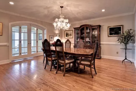 1414 Mercer Rd, Gloucester Point, VA 23062 photo 10