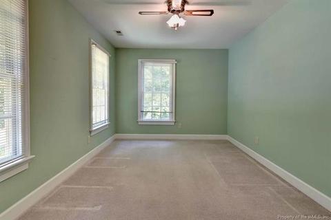 110 Yorkshire Dr, Williamsburg, VA 23185 photo 23