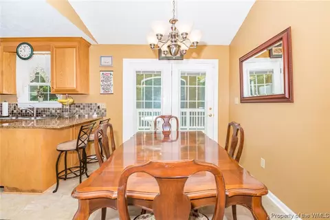 11100 Woods Rd, Gloucester, VA 23601 photo 14