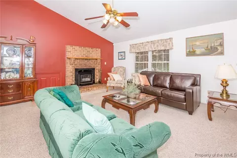11100 Woods Rd, Gloucester, VA 23601 photo 13