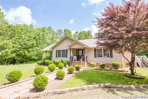 11100 Woods Rd, Gloucester, VA 23601 photo 2