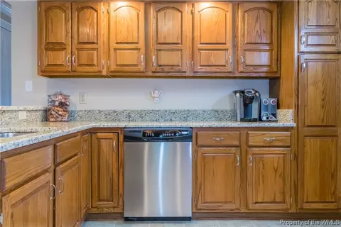 4 Captains Ct, Williamsburg, VA 23185 photo 13