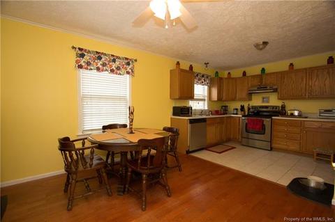 332 Riverside Dr, Lanexa, VA 23089 photo 13