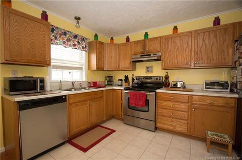 332 Riverside Dr, Lanexa, VA 23089 photo 9