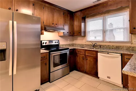 120 Harris Creek Rd, Hampton, VA 23669 photo 6