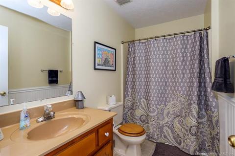 8234 Manor Dr, Gloucester, VA 23061 photo 22
