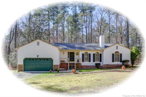 8234 Manor Dr, Gloucester, VA 23061 photo 1