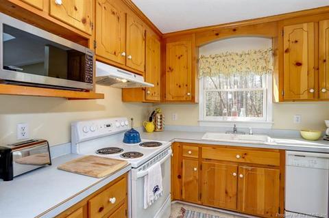 8234 Manor Dr, Gloucester, VA 23061 photo 19