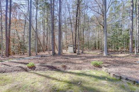 8234 Manor Dr, Gloucester, VA 23061 photo 31