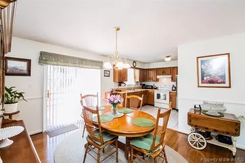 7176 Ark Rd, Gloucester, VA 23061 photo 4