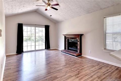 3542 Foxhaven Dr, Gloucester, VA 23061 photo 4