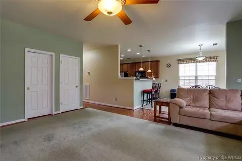 6243 Ruth Dr, Gloucester, VA 23061 photo 9