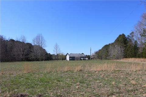 9999 Indian Rd, Gloucester, VA 23061 photo 6