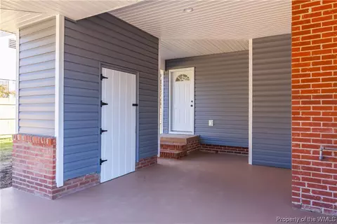 921 Jackson Dr, Williamsburg, VA 23185 photo 3