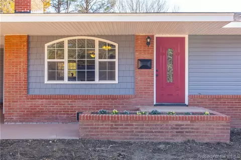 921 Jackson Dr, Williamsburg, VA 23185 photo 2