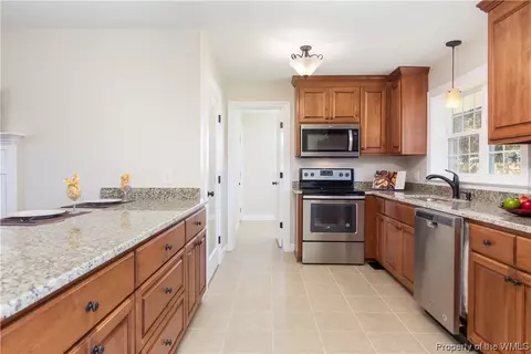 921 Jackson Dr, Williamsburg, VA 23185 photo 16